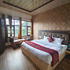 ** Hotel Mountain Zest-simla Royale Near Mall Road-free Pickup From Railway Station India