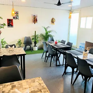 *** Hotel Lime Tree Pulkit Gurgaon-artemis Hospital, Nearest Metro Huda Centre India